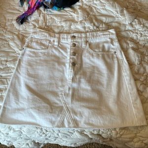NWOT Madewell white denim skirt size 27